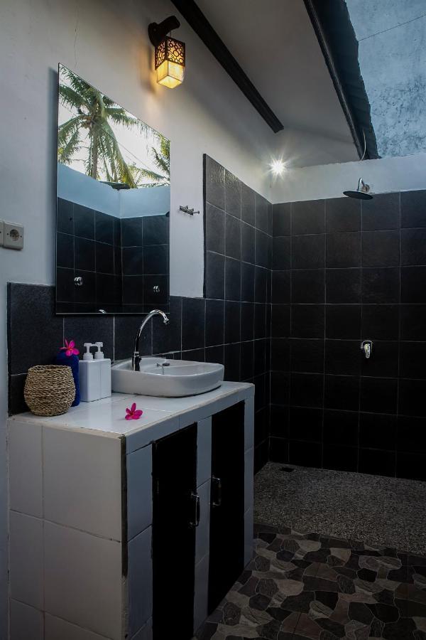 Sanctum Dive Villa With Private Pool Gili Trawangan Extérieur photo